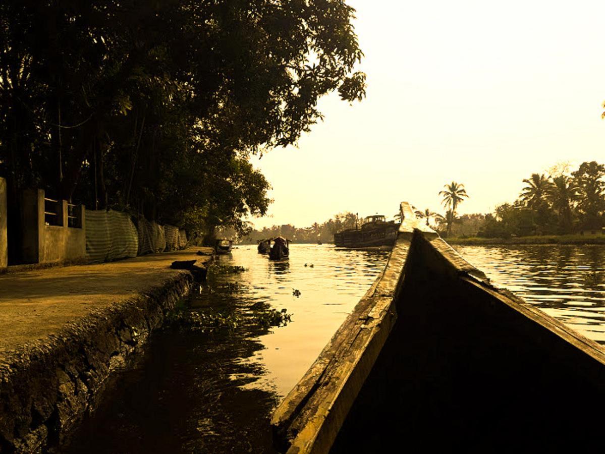 Bed and Breakfast Aham Yoga Nest Alappuzha Экстерьер фото
